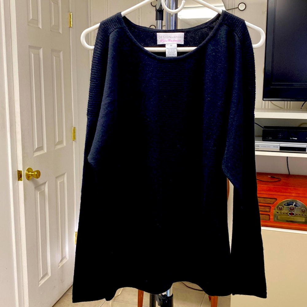 NW black 100% Cashmere sweater. New no tag.
